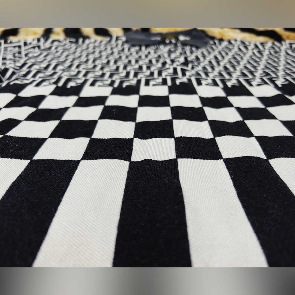 Authentic Fendi Shirt - Picture 6 of 13